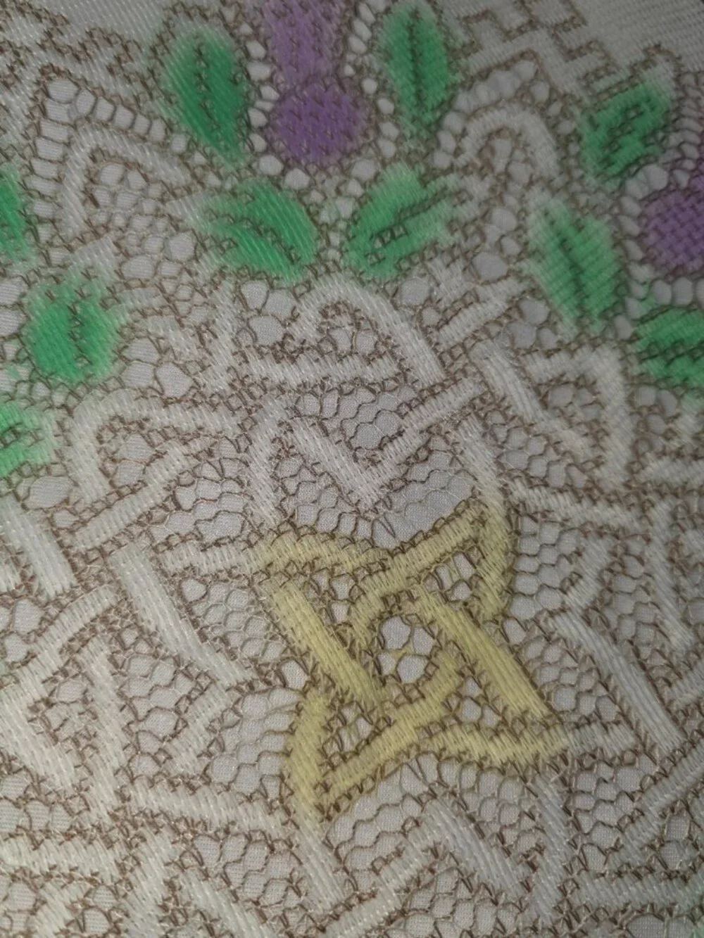 Scottish Celtic Knot Doily Traditional Thistle Motif Geometric Decor Round